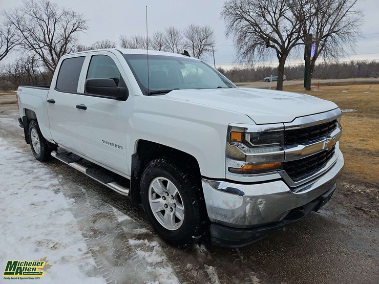 2018-chevrolet-silverado-1500-image-4
