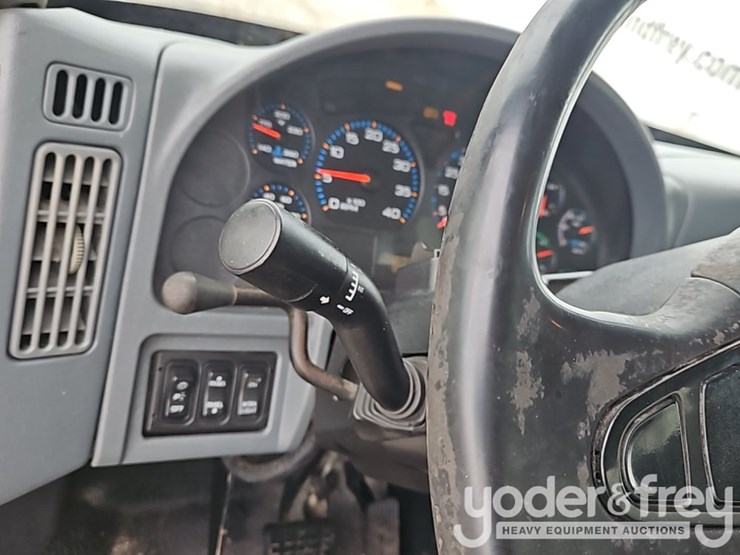 2005-international-8600-image-33