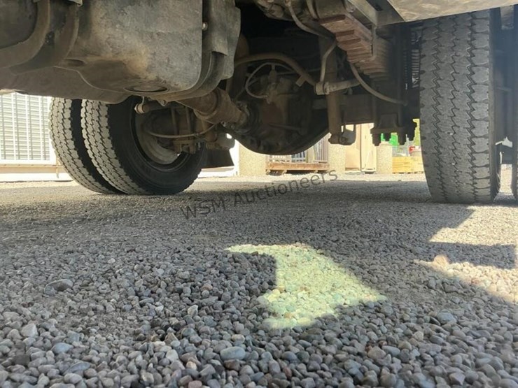 2015-ford-f550-image-33