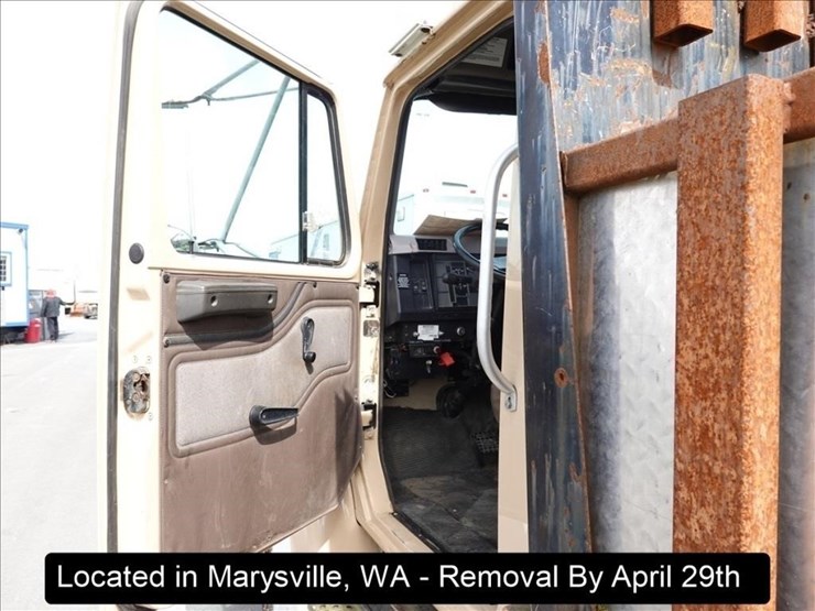 1999-international-4700-image-8