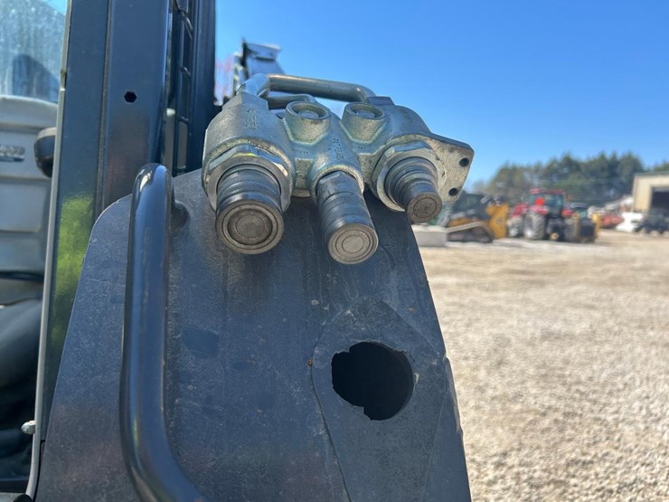 2016-new-holland-l234-image-11