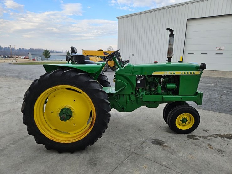 1961-john-deere-2010-image-6