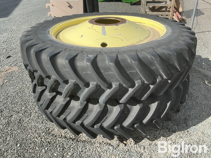 14.9-r-46-axle-mount-dual-rims-&-tires-image-8