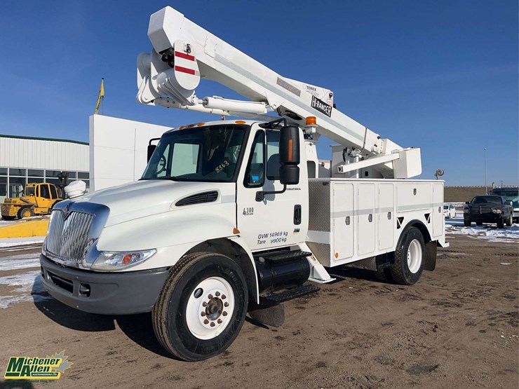 2006-international-durastar-4300-image-1