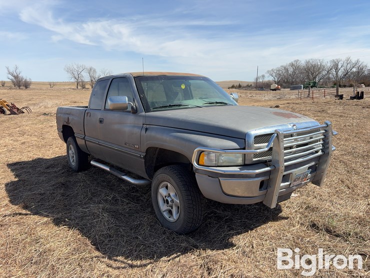 1997-dodge-ram-1500-image-3