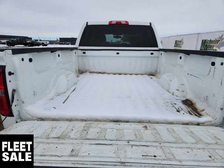 2016-gmc-sierra-3500hd-image-8