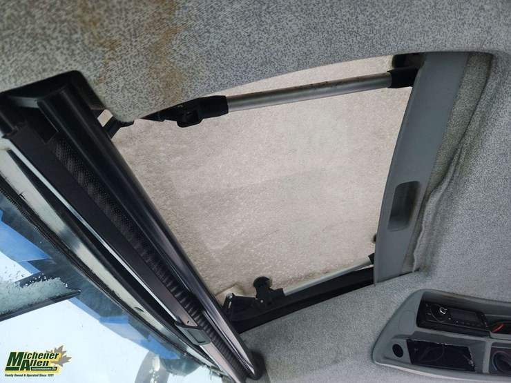 2015-new-holland-t6.155-image-21