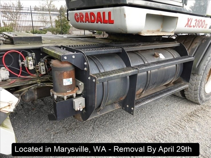 2009-gradall-xl3100-image-35