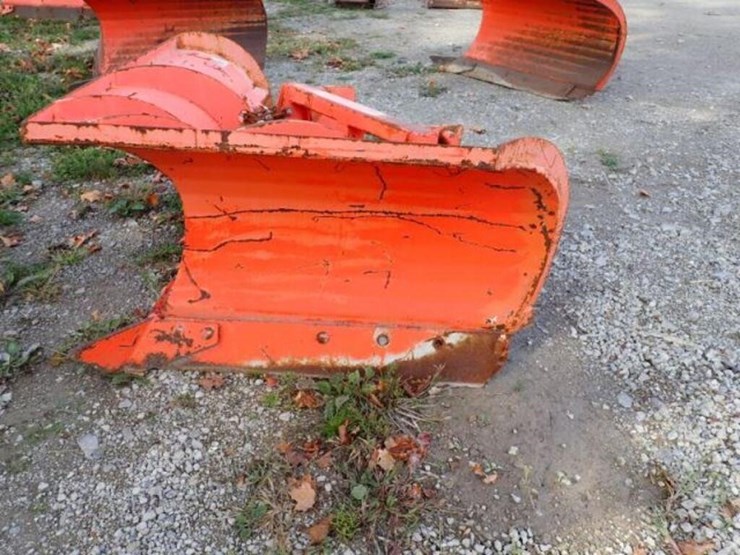 hla-5-ft-v-plow-image-6