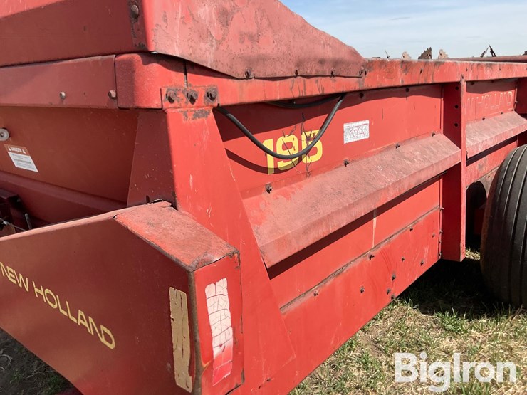 new-holland-195-image-12