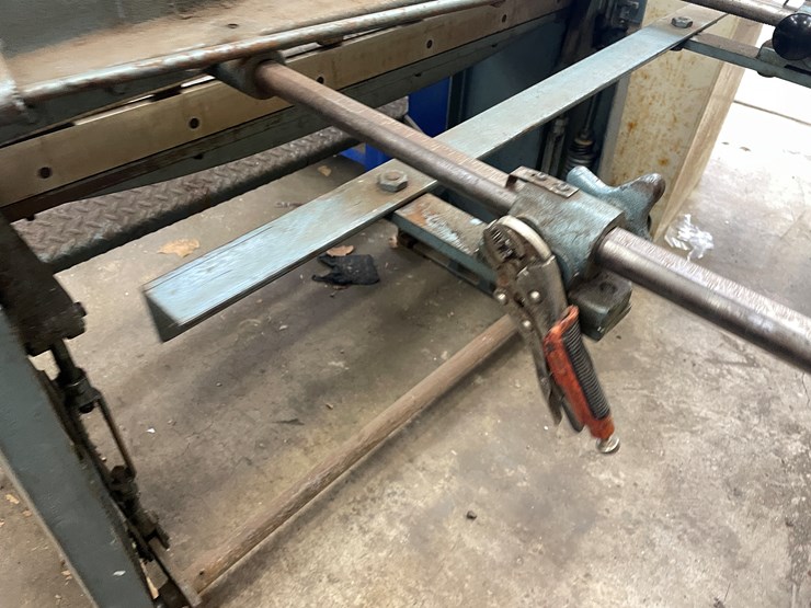 #2512-•-roper-whitney-foot-shear-(columbia-heights,-mn)-image-16