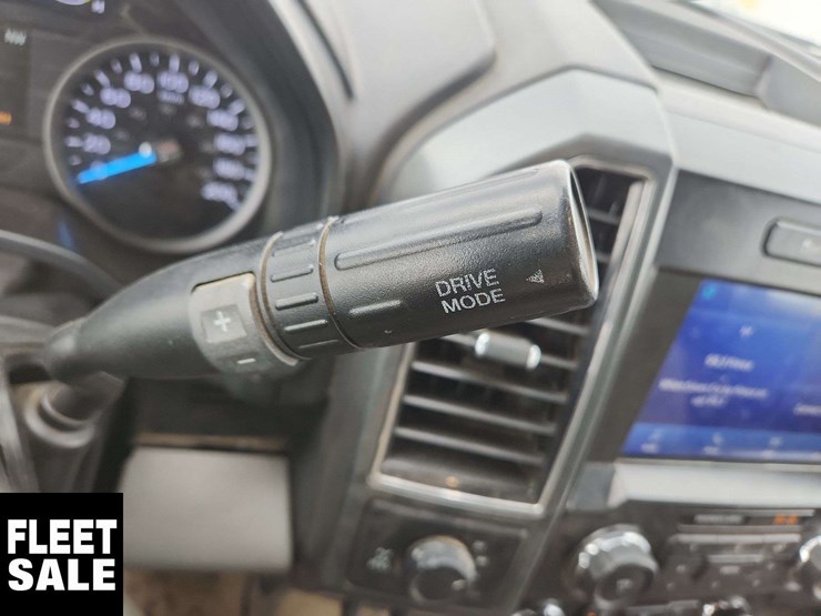 2021-ford-f250-image-22