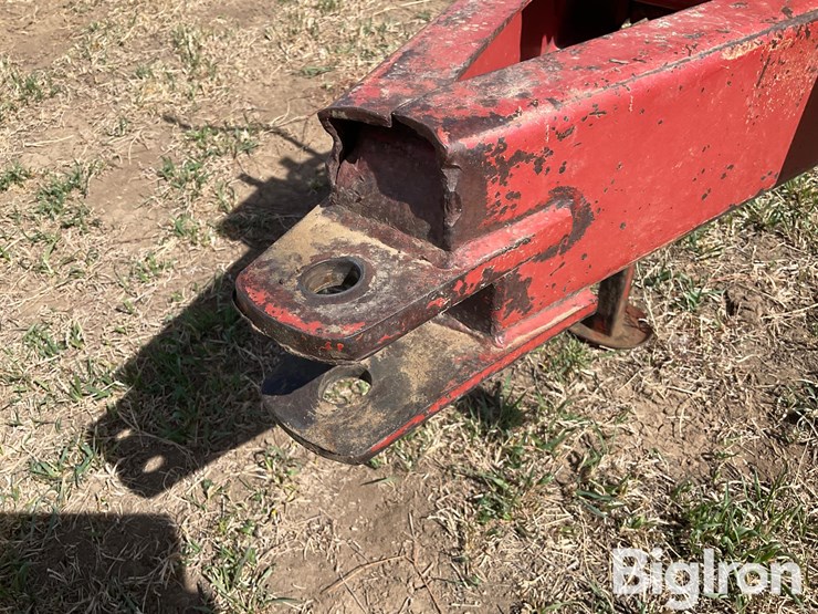 new-holland-195-image-11