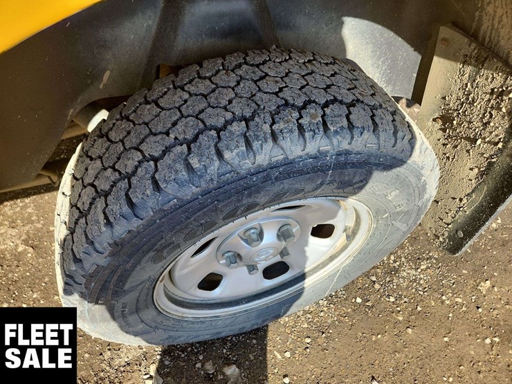 2019-ram-1500-classic-image-11