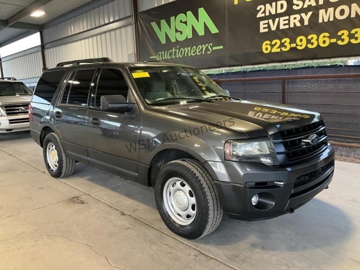 2016-ford-expedition-image-2