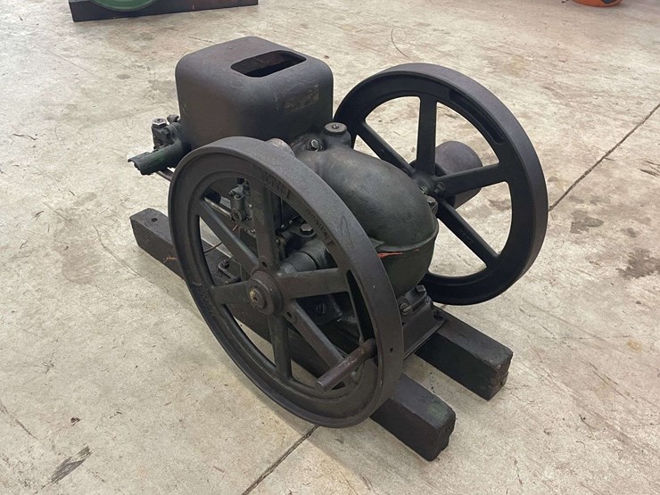 john-deere-11-image-5