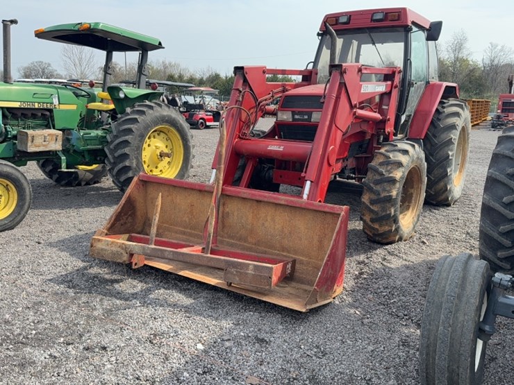 #3033-•-case-5220-tractor-image-1