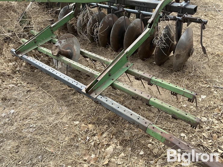 john-deere-210-image-13