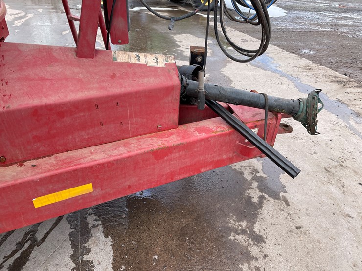 2021-meyer-f815-image-40