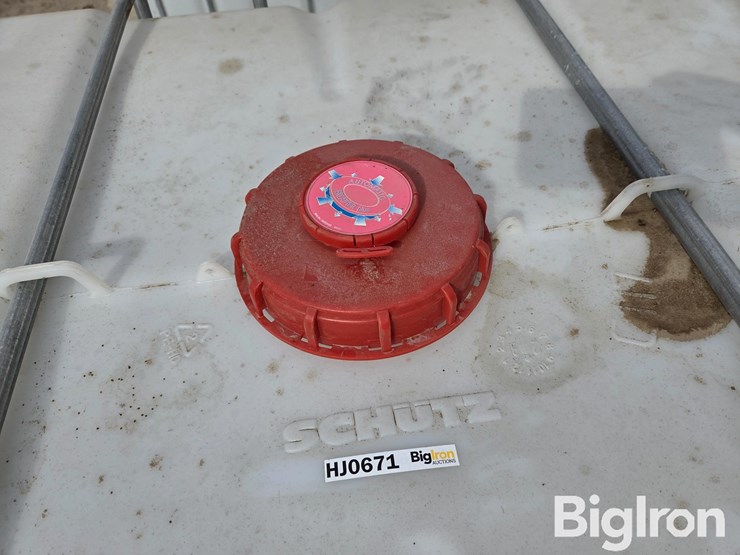 schutz-poly-chemical-tote-image-13