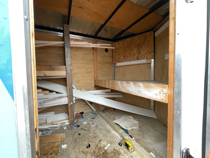 #300-•-enclosed-trailer-(no-title)-(neenah,-wi)-image-8