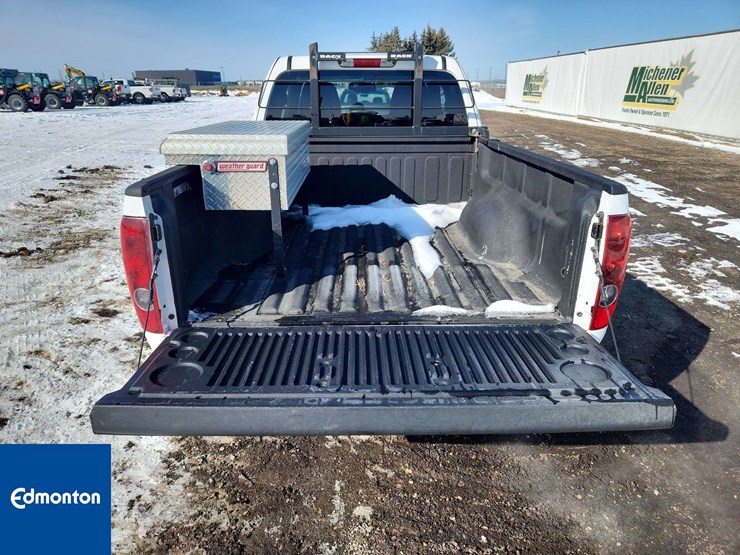 2012-chevrolet-colorado-image-16