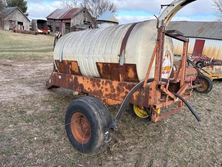 500gal-tank-on-trailer-image-7