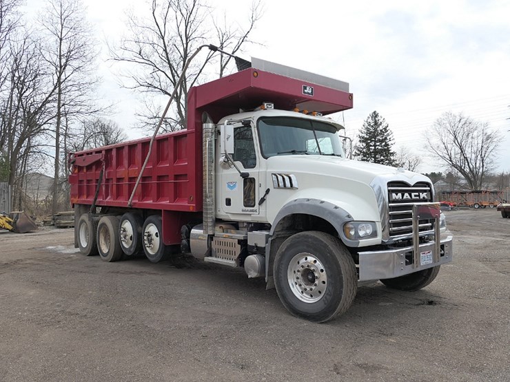 2017-mack-gu713-quad-axle-dump-truck,-sn:1m2ax09c5hm032603,-mack-mp8,-allison-auto,-j-&-j-21'-steel-image-3