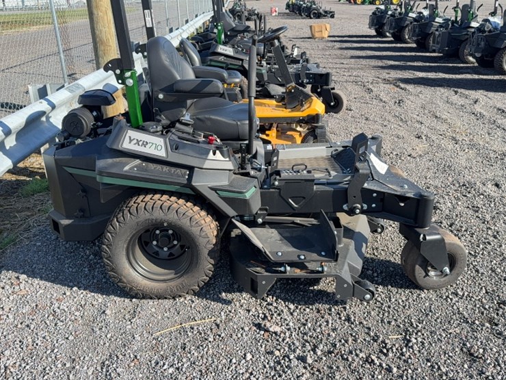 #4061-•-yakta-yxr-710-zero-turn-mower-image-7