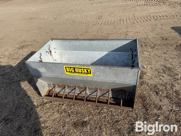 big-husky-pig-feeder-image-6