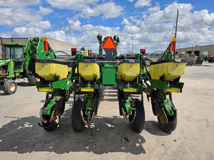 2008-john-deere-1770nt-image-9