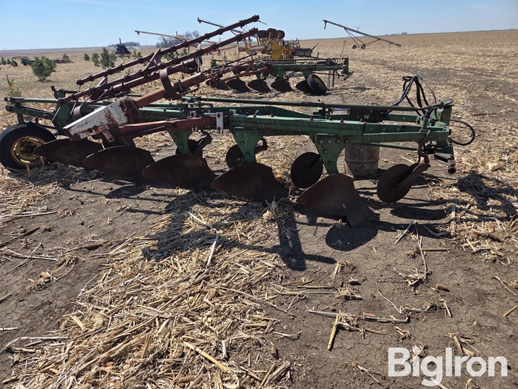 john-deere-plow-image-4