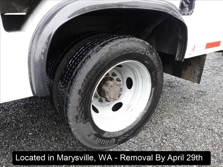 2011-ford-f450-image-13