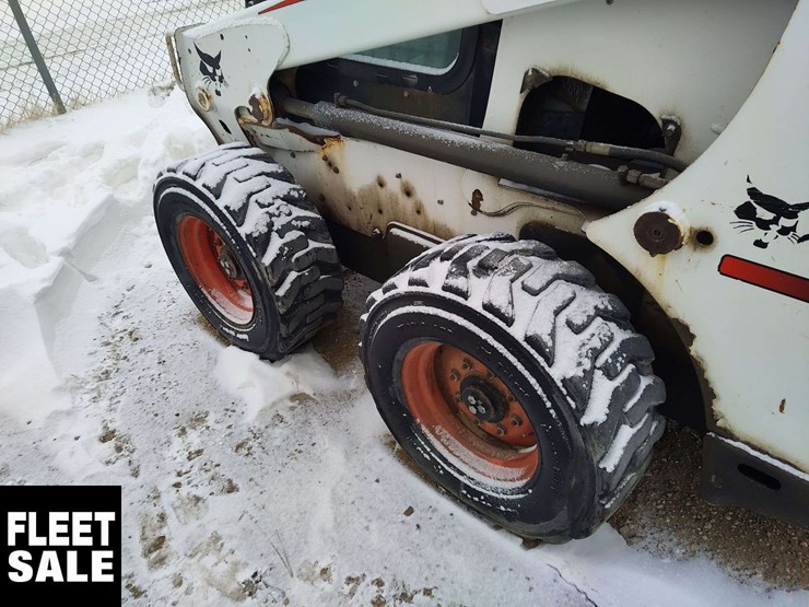 2009-bobcat-s630-image-16