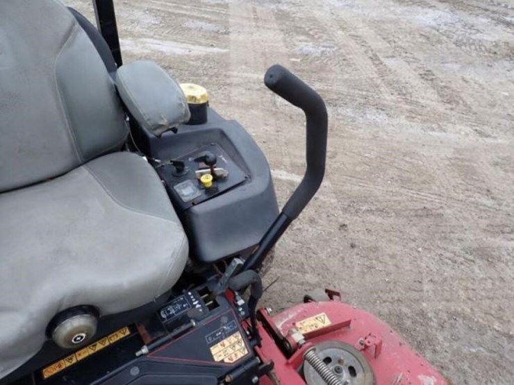 2016-toro-z-master-professional-7000-zero-turn-722-image-13