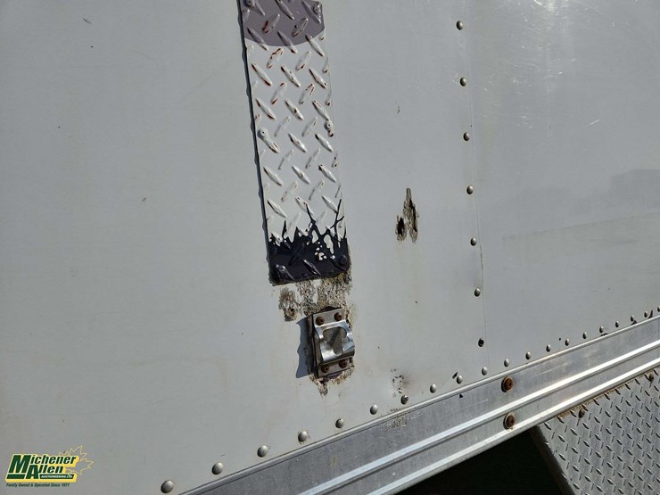 1998-mack-ch613-image-42