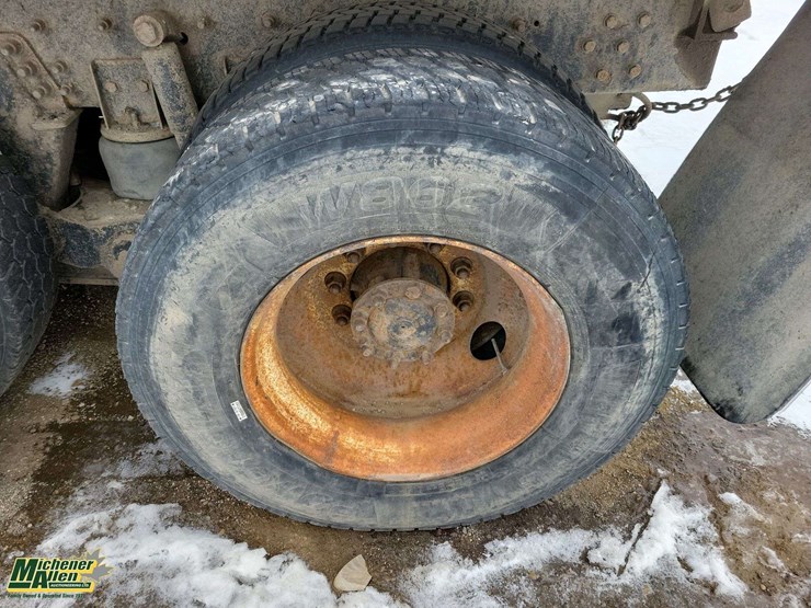 2009-international-workstar-7500-image-11