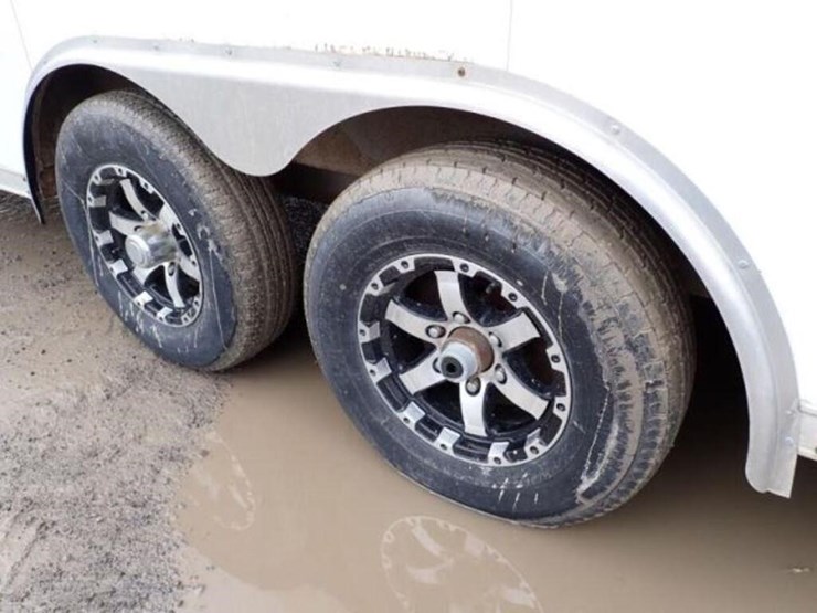 2016-discovery-24-ft-t/a-enclosed-trailer-1d9r1202-image-17