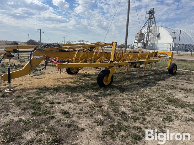 2021-vermeer-vr1428-image-1