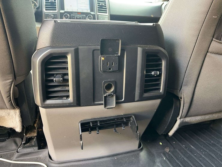 2016-ford-f150-image-17