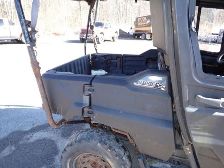 2015-pioneer-4x4-image-35