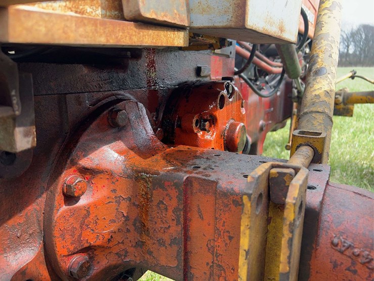 international-300-image-28