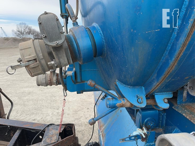 1998-kenworth-t800-image-12