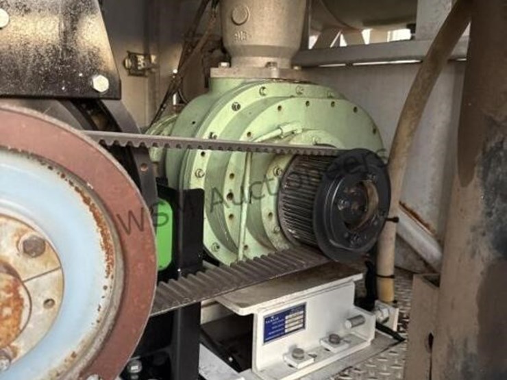 2009-international-durastar-4400-image-15