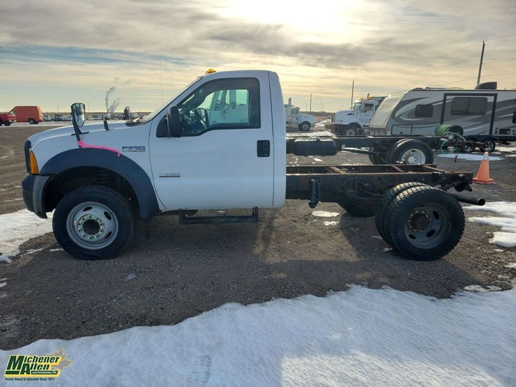 2006-ford-f550-image-2