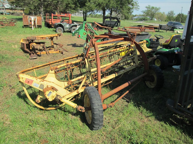 new-holland-256-image-4