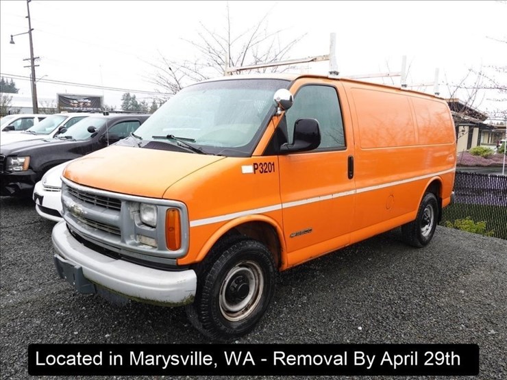 2001-chevrolet-3500-image-1