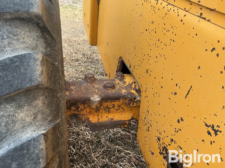 john-deere-644-image-13