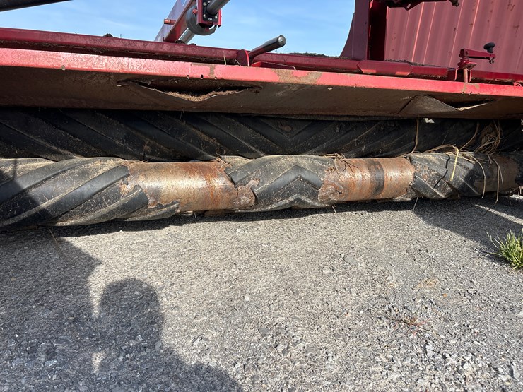 new-holland-313-image-13