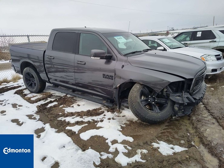 2018-dodge-1500-image-2